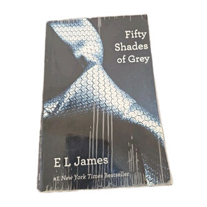 Fifty Shades Trilogy Boxed Set 50 Shades of Grey Darker & Freed
